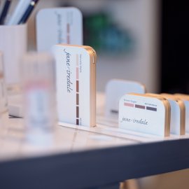 Make-Up Lounge
