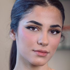 Make-Up Lounge